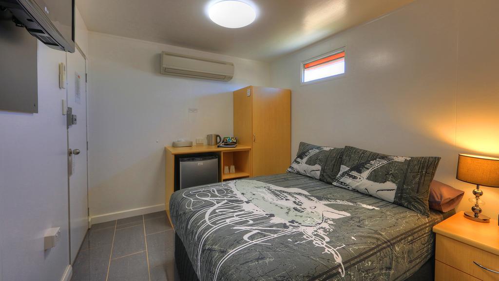 Halls Creek Motel Habitación foto